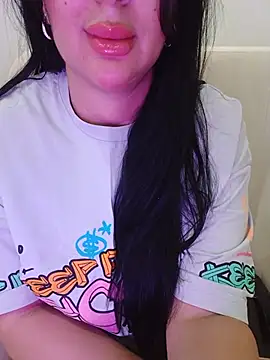 Snapshot of Queen_sousou chatting on July 2026 12:01:01 PM Queen sousou online show from July 2026 12:01:01 PM
