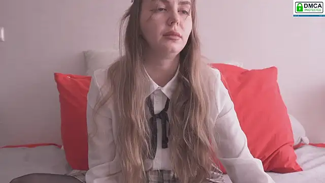 Snapshot of FluffyHat chatting on March 2025 08:07:01 AM FluffyHat online show from March 2025 08:07:01 AM