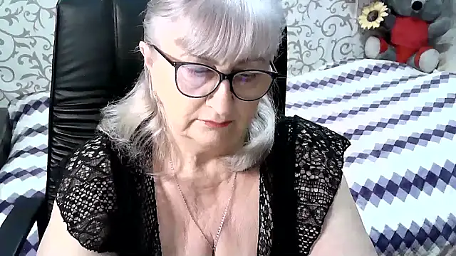 LolkaAlyss online show from March 2025 07:16:02 PM