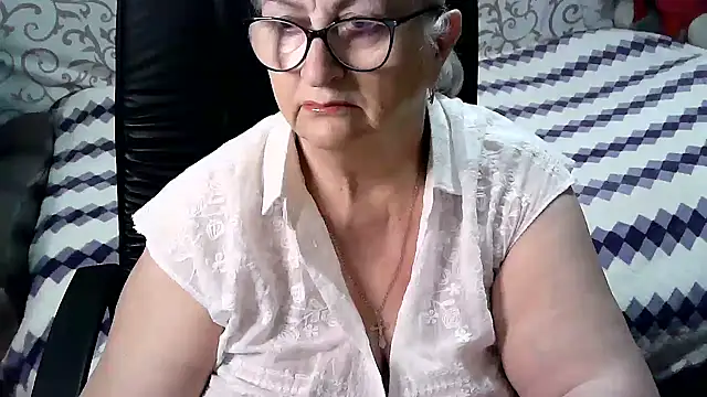 LolkaAlyss online show from March 2025 03:37:02 PM