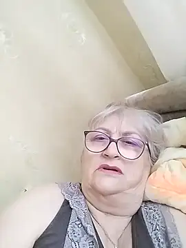 LolkaAlyss online show from September 2025 02:43:01 PM