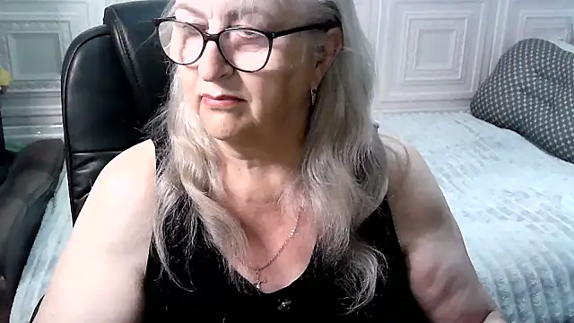 LolkaAlyss online show from May 2026 07:25:01 AM