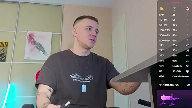 Snapshot of Ethan_and_mike chatting on September 2025 12:28:01 PM Ethan and mike online show from September 2025 12:28:01 PM