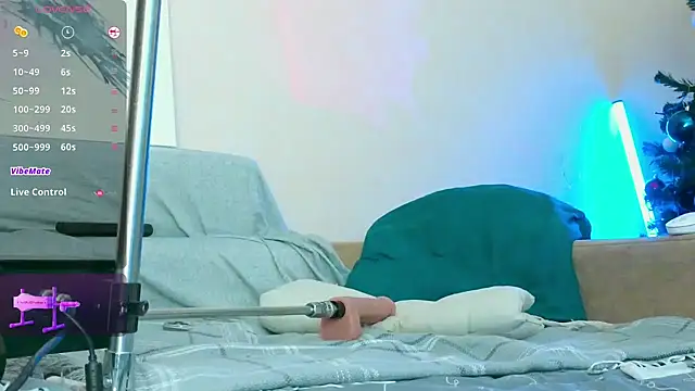 Snapshot of Ethan_and_mike chatting on December 2025 11:59:01 AM Ethan and mike online show from December 2025 11:59:01 AM