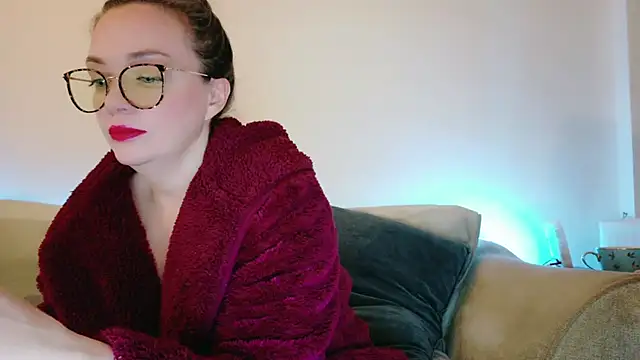 FemDom RubyKnightXXO online show from February 2025 05:09:01 PM