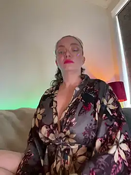 Snapshot of FemDom_RubyKnightXXO chatting on June 2026 06:21:01 PM FemDom RubyKnightXXO online show from June 2026 06:21:01 PM