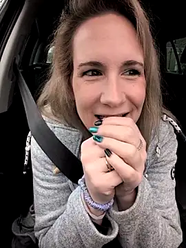 NaomiAndFriends online show from April 2026 09:13:01 AM