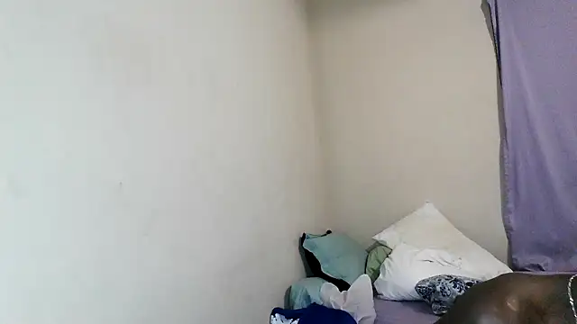 RinsingWood84 online show from March 2026 04:18:01 AM