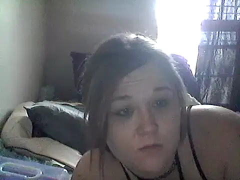 Snapshot of JadeDaMilf chatting on December 2024 04:17:01 PM JadeDaMilf online show from December 2024 04:17:01 PM