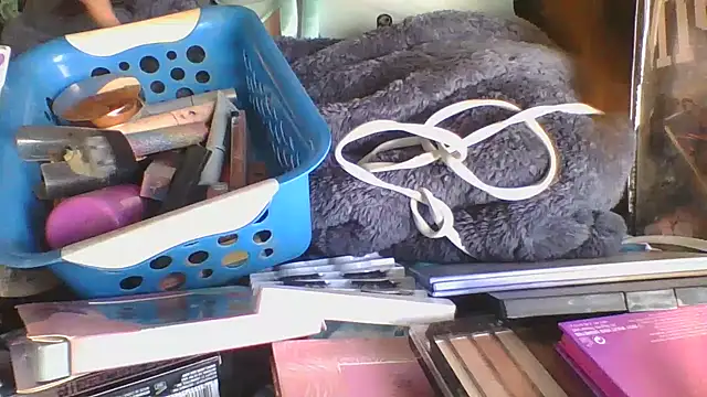 Snapshot of JadeDaMilf chatting on March 2025 05:33:01 PM JadeDaMilf online show from March 2025 05:33:01 PM