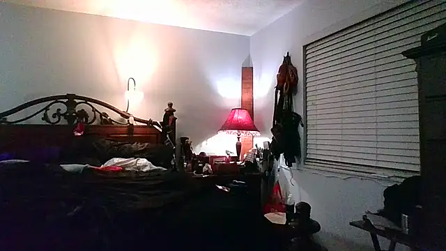 Snapshot of JadeDaMilf chatting on September 2025 02:38:01 AM JadeDaMilf online show from September 2025 02:38:01 AM