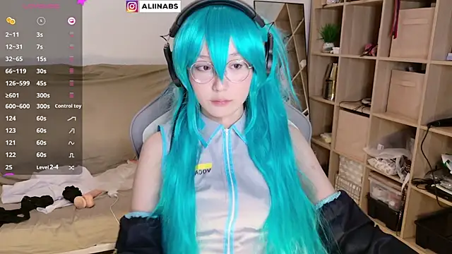 aliiiiiina online show from March 2025 04:49:01 PM