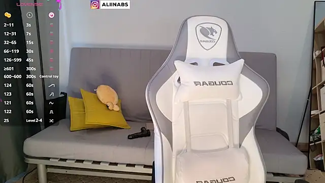 aliiiiiina online show from March 2025 05:10:02 AM