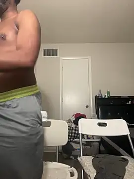 Snapshot of DancingLemonade chatting on January 2025 12:57:01 AM DancingLemonade online show from January 2025 12:57:01 AM