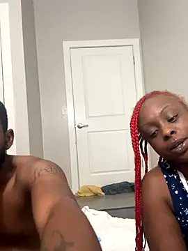 Snapshot of DancingLemonade chatting on December 2025 02:30:01 AM DancingLemonade online show from December 2025 02:30:01 AM