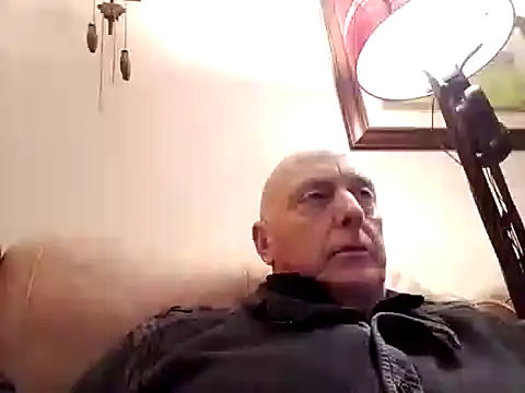 keeenn11 online show from February 2025 07:39:01 PM