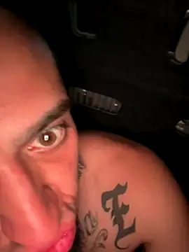 Exclusivenutxxx online show from November 2025 05:04:01 PM