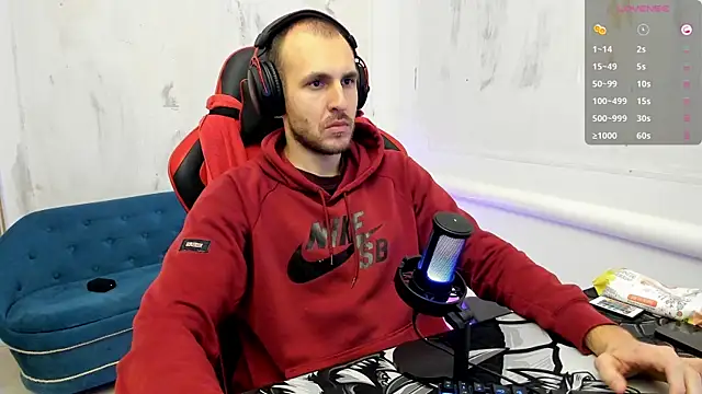 Snapshot of Raamoss chatting on December 2024 09:28:01 PM Raamoss online show from December 2024 09:28:01 PM