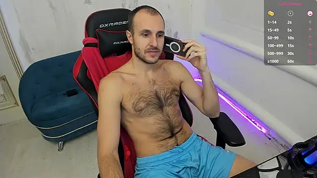 Snapshot of Raamoss chatting on December 2024 06:49:02 PM Raamoss online show from December 2024 06:49:02 PM