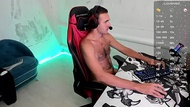 Snapshot of Raamoss chatting on March 2025 11:02:01 PM Raamoss online show from March 2025 11:02:01 PM