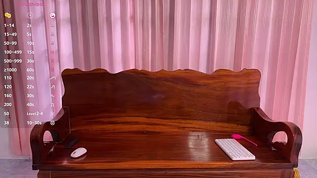 Snapshot of Raamoss chatting on November 2025 08:13:02 AM Raamoss online show from November 2025 08:13:02 AM