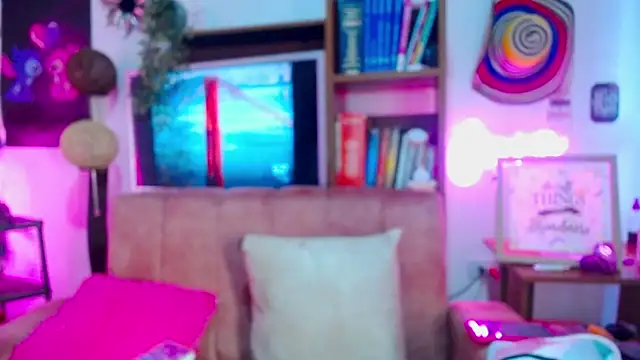 Snapshot of CiaraaSweet chatting on May 2026 10:28:01 PM CiaraaSweet online show from May 2026 10:28:01 PM