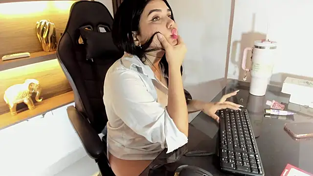 Maddysex  online show from March 2025 05:50:02 PM