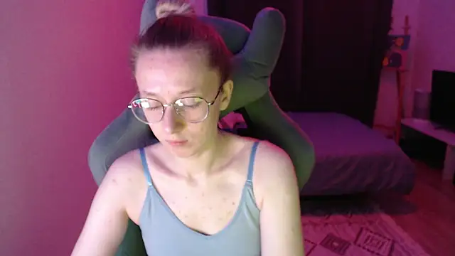 AnabelFrel online show from September 2025 12:21:01 AM