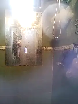 Snapshot of leonar0101 chatting on September 2025 02:39:02 PM leonar0101 online show from September 2025 02:39:02 PM