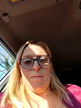 winniess40 online show from January 2025 01:27:01 PM