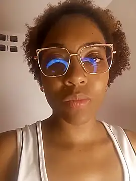 thaimy  online show from March 2026 02:48:01 AM