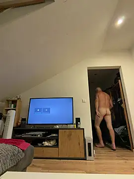 Vlad200472 online show from July 2026 10:53:02 PM