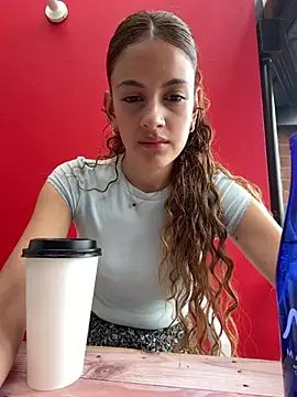 Snapshot of alana15 chatting on May 2026 05:18:01 PM alana15 online show from May 2026 05:18:01 PM