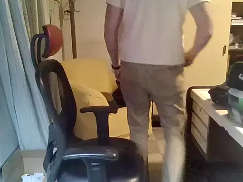 mariohurt101 online show from October 2025 03:29:01 PM