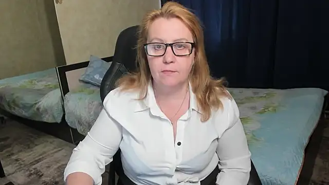 Frau Marta online show from February 2026 12:39:02 PM