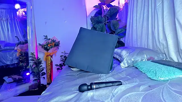 jenndy lockhart online show from March 2025 04:36:02 AM