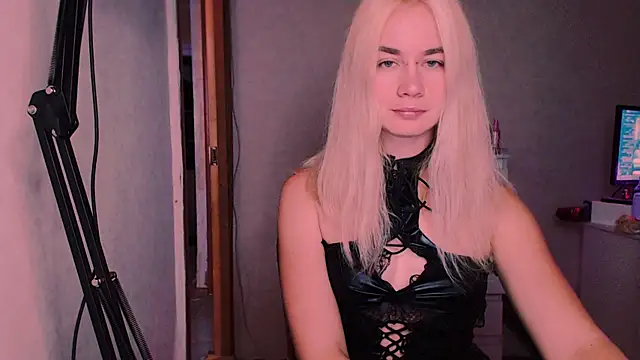 xxxcharismaaa online show from September 2025 06:02:02 PM