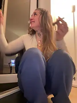 chloetease online show from December 2024 11:39:02 PM