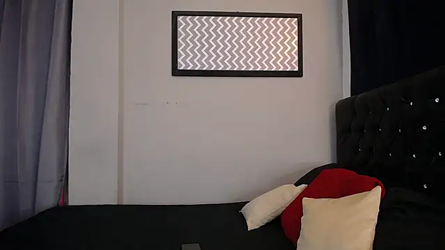 loveyouzahara2020 online show from February 2026 11:30:01 PM