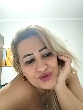 Snapshot of vivifernades chatting on January 2025 02:04:01 PM vivifernades online show from January 2025 02:04:01 PM