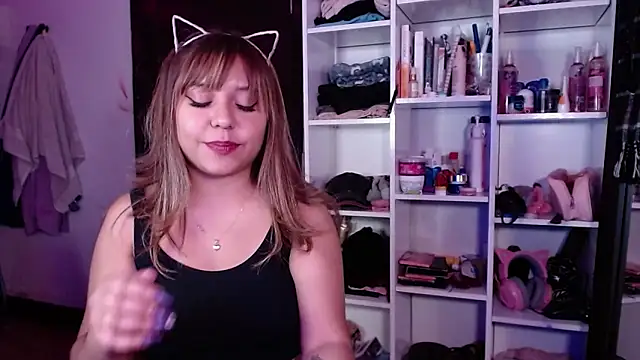 lil daisy7 online show from December 2024 07:30:01 AM