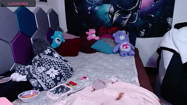 lil daisy7 online show from January 2025 04:55:01 AM