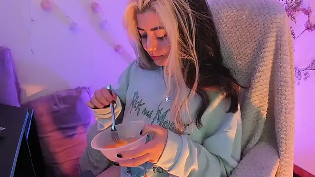 Snapshot of Sammysammy_ chatting on December 2024 01:30:01 AM Sammysammy online show from December 2024 01:30:01 AM