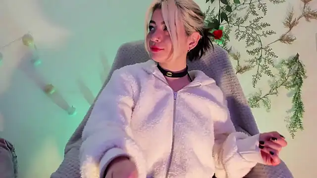 Snapshot of Sammysammy_ chatting on December 2024 05:20:02 PM Sammysammy online show from December 2024 05:20:02 PM