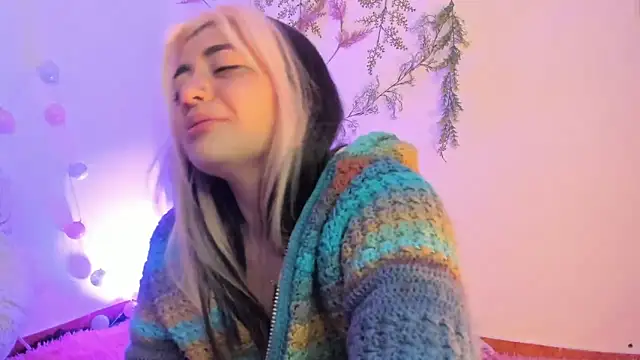 Snapshot of Sammysammy_ chatting on December 2024 05:38:01 AM Sammysammy online show from December 2024 05:38:01 AM