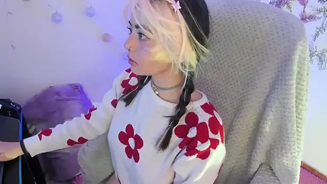 Snapshot of Sammysammy_ chatting on December 2024 08:56:01 AM Sammysammy online show from December 2024 08:56:01 AM