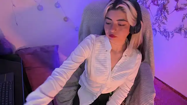 Snapshot of Sammysammy_ chatting on February 2025 03:45:01 AM Sammysammy online show from February 2025 03:45:01 AM