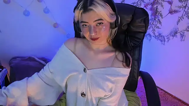 Snapshot of Sammysammy_ chatting on February 2025 03:08:01 AM Sammysammy online show from February 2025 03:08:01 AM