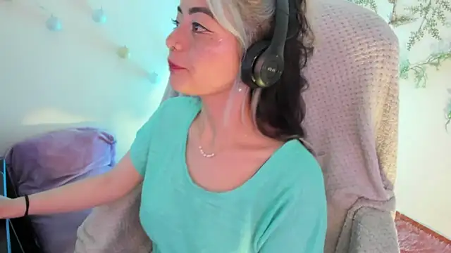 Snapshot of Sammysammy_ chatting on March 2025 12:01:02 AM Sammysammy online show from March 2025 12:01:02 AM