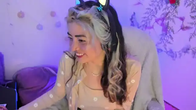 Snapshot of Sammysammy_ chatting on March 2025 07:51:01 AM Sammysammy online show from March 2025 07:51:01 AM